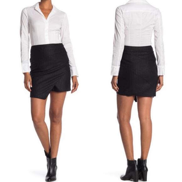 Zadig & Voltaire Just Pinstripe Black Wool Gold Pinstripe Mini Skirt 38 M - Picture 2 of 9